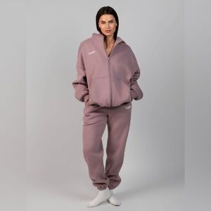 listing-status-banner